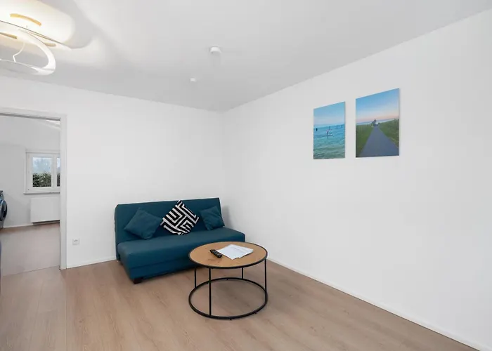 Bodensee 29 Mit Kueche Und Garten Friedrichshafen