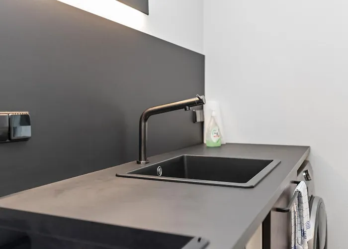 Bodensee 29 Mit Kueche Und Garten Friedrichshafen